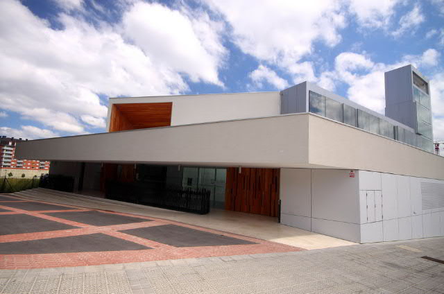 Fotografía de Dotacional. Accesit 1. IGLESIA Y LOCALES PARROQUIALES. (BILBAO)
