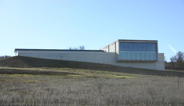 Fotografía de Industrial. Accesit 1. BODEGA TANDEM. Lacar (NAVARRA)